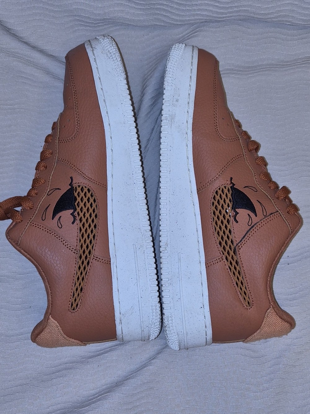 Nike Men's Tan Athletic Sneakers with White Sole